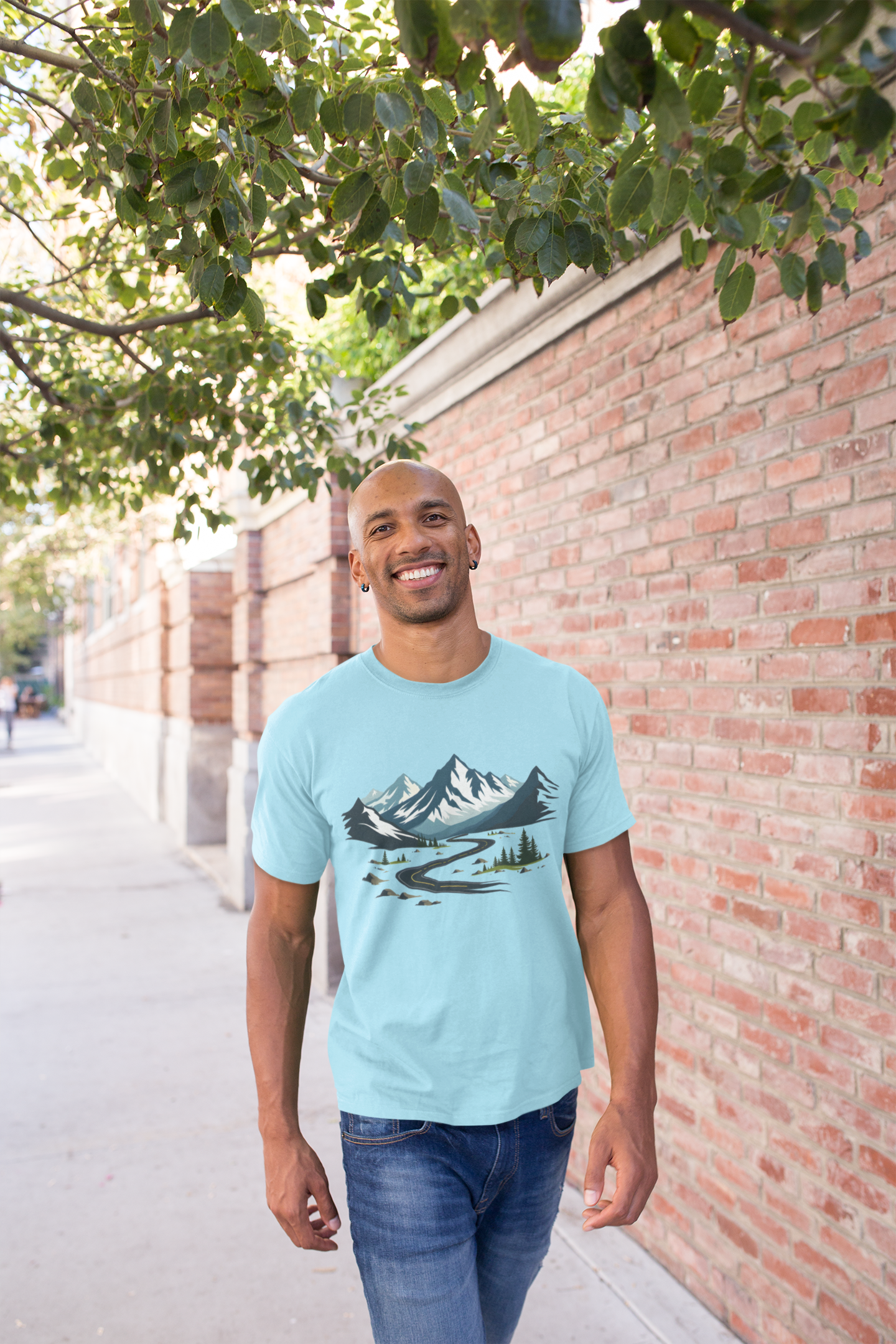 Explore The Mountains Men's T-shirt