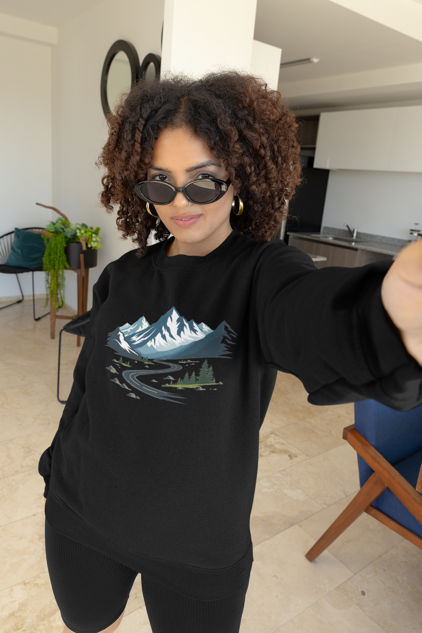 Road to Mountain Women's Sweatshirt