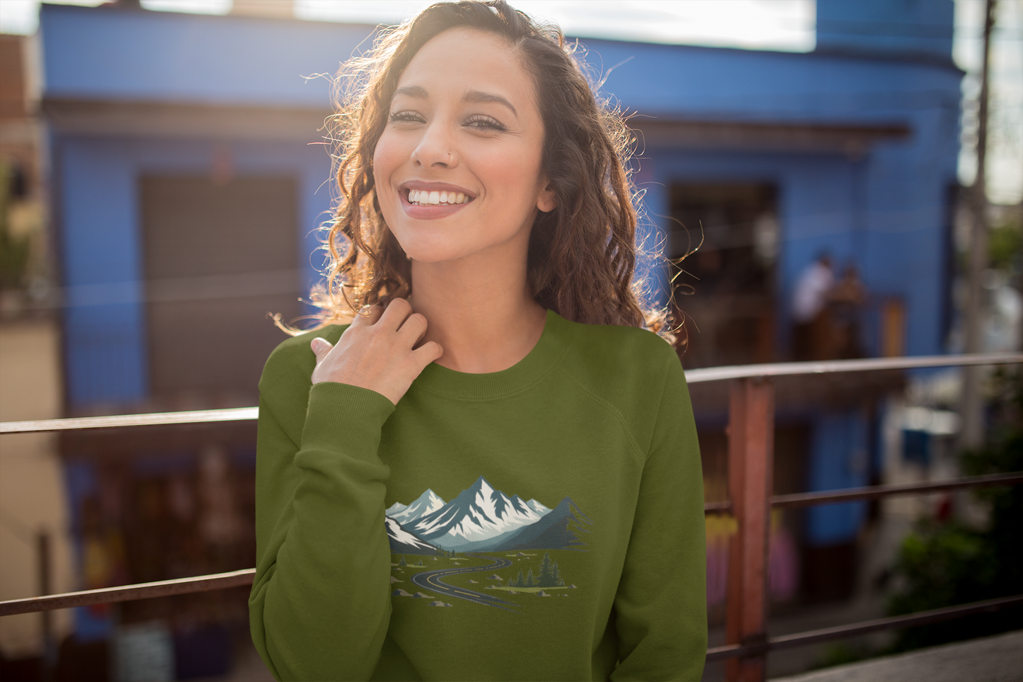 Road to Mountain Women's Sweatshirt